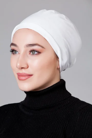 Beyaz Dikişsiz Kaymayan Bone