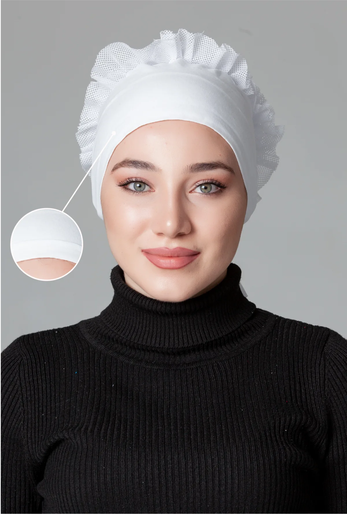 Beyaz Fırfırlı Kaymayan Bone