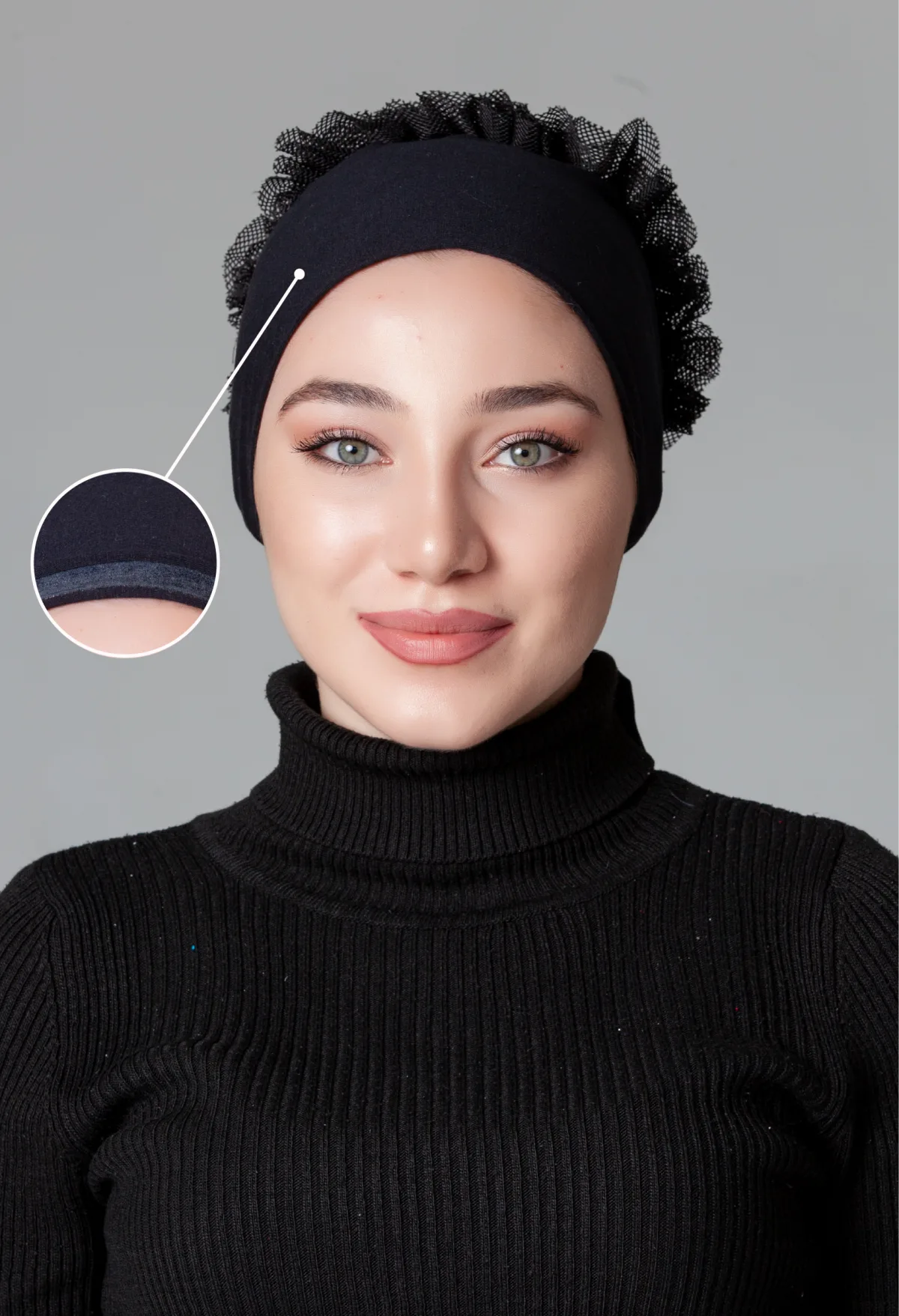 Siyah Fırfırlı Kaymayan Bone